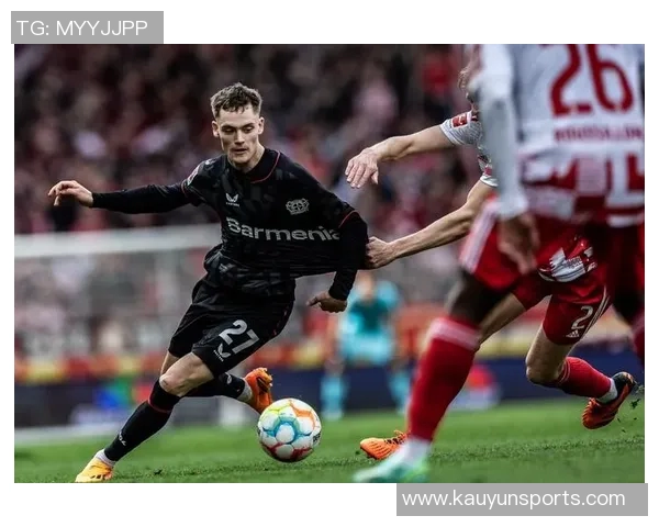 维尔茨在国家队拼尽全力加练射门与健身展现超强职业精神 维尔茨在国家队拼尽全力加练射门与健身展现超强职业精神