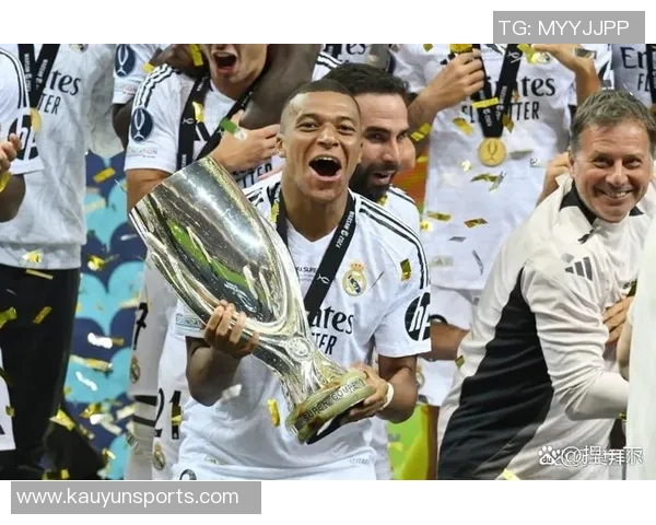 姆巴佩国家队与俱乐部连续九场破门创个人新纪录引发热议 姆巴佩国家队与俱乐部连续九场破门创个人新纪录引发热议