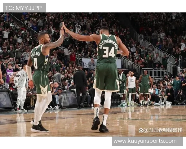 字母哥上半场完美表现6投全中砍下13分7篮板3助攻正负值高达14 字母哥上半场完美表现6投全中砍下13分7篮板3助攻正负值高达14