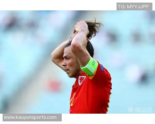 阿苏埃表现起伏不定一球难掩失误频频与球权流失