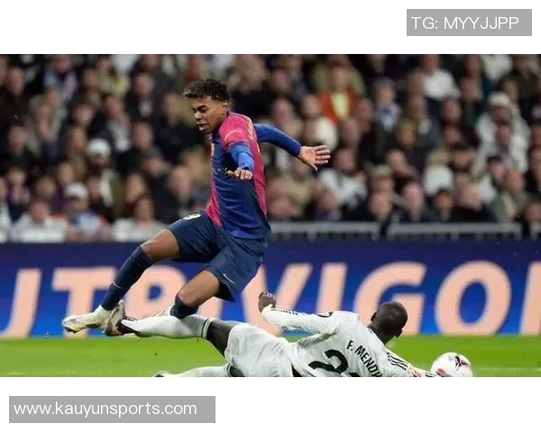 曼联新星加布里埃尔转发国家德比精彩瞬间引发球迷热议