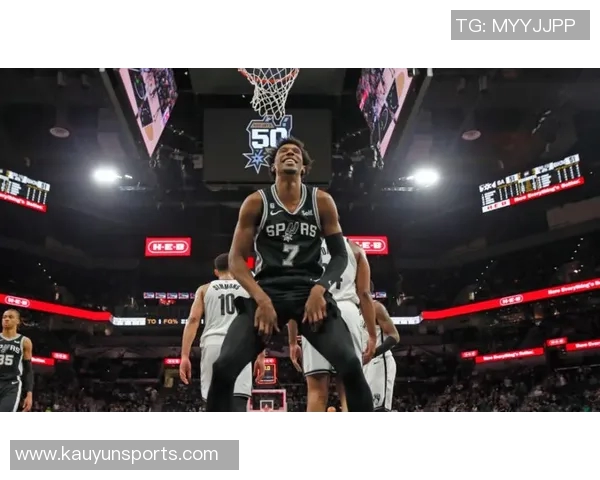 理查德谈老将缺阵影响强调扩大空间与提升比赛节奏的重要性