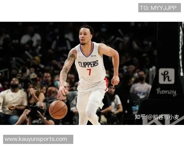 新赛季球队策略转变卢指导强调围绕明星球员构建体系 新赛季球队策略转变卢指导强调围绕明星球员构建体系