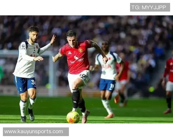 曼联在阿莫林带领下迎来英超五轮不败热刺战平展现强劲实力 曼联在阿莫林带领下迎来英超五轮不败热刺战平展现强劲实力