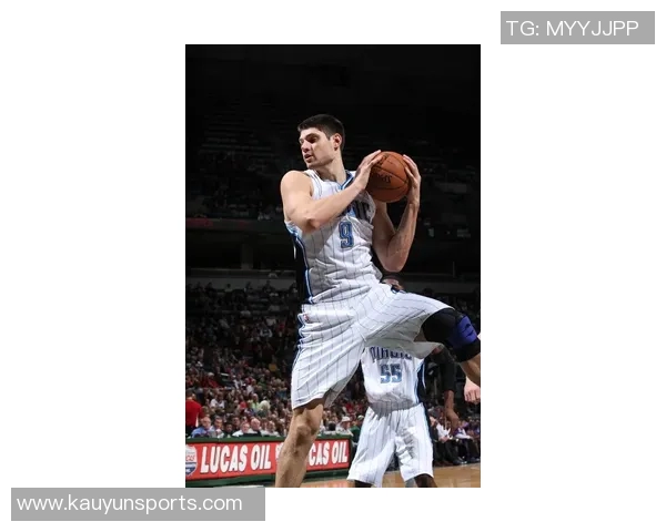 追梦勇敢挑战中锋霸主地位块头越大摔得越重的豪言壮语